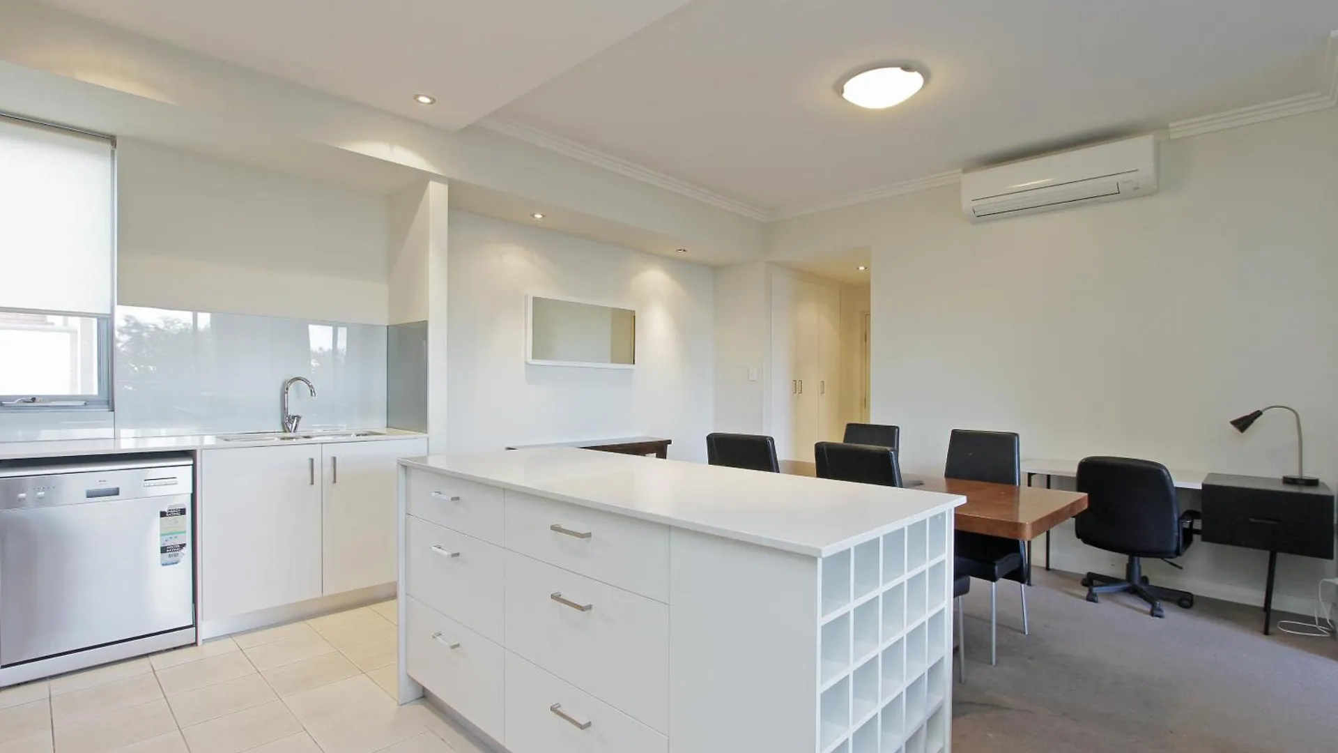 Zappeion Apartments Perth Australia