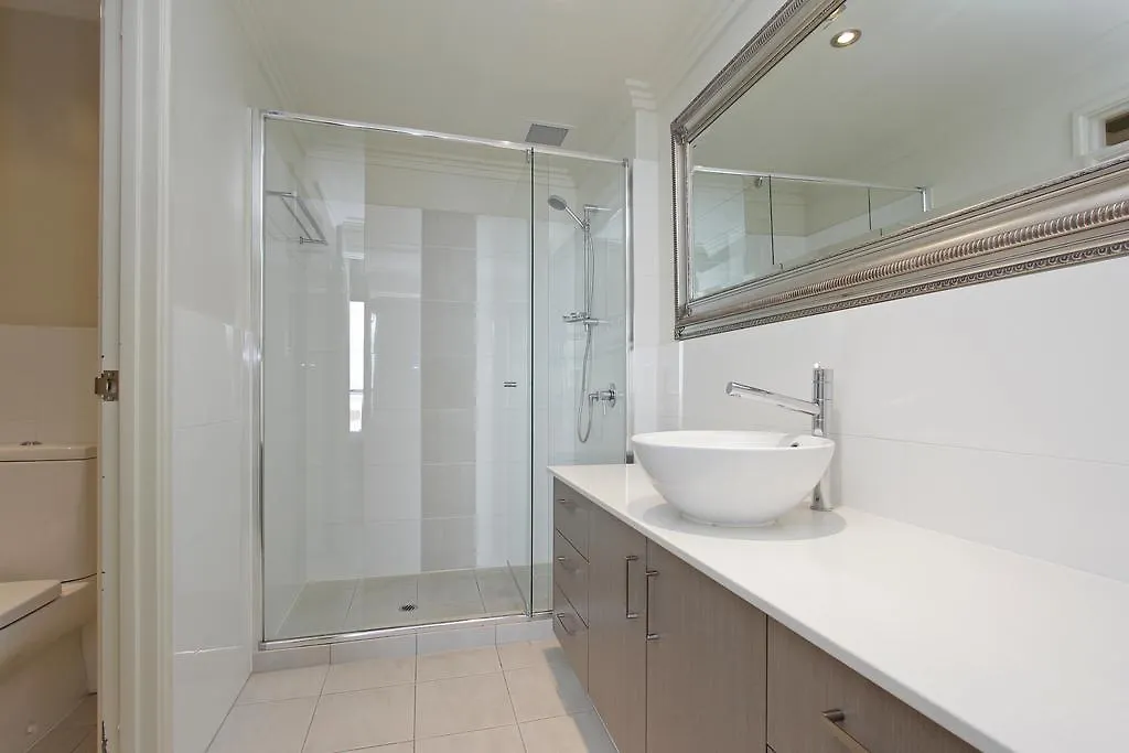 Zappeion Apartments Perth Aparthotel