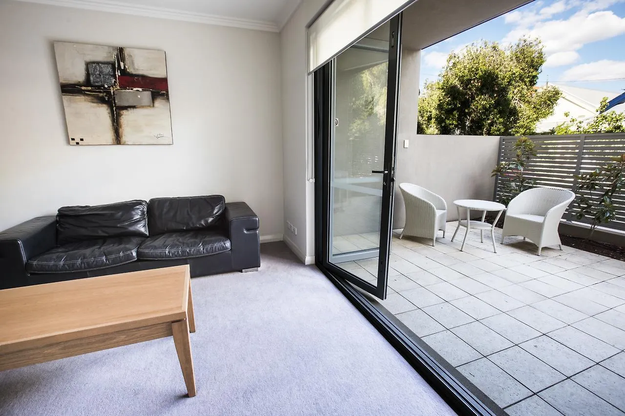 Zappeion Apartments Perth Aparthotel